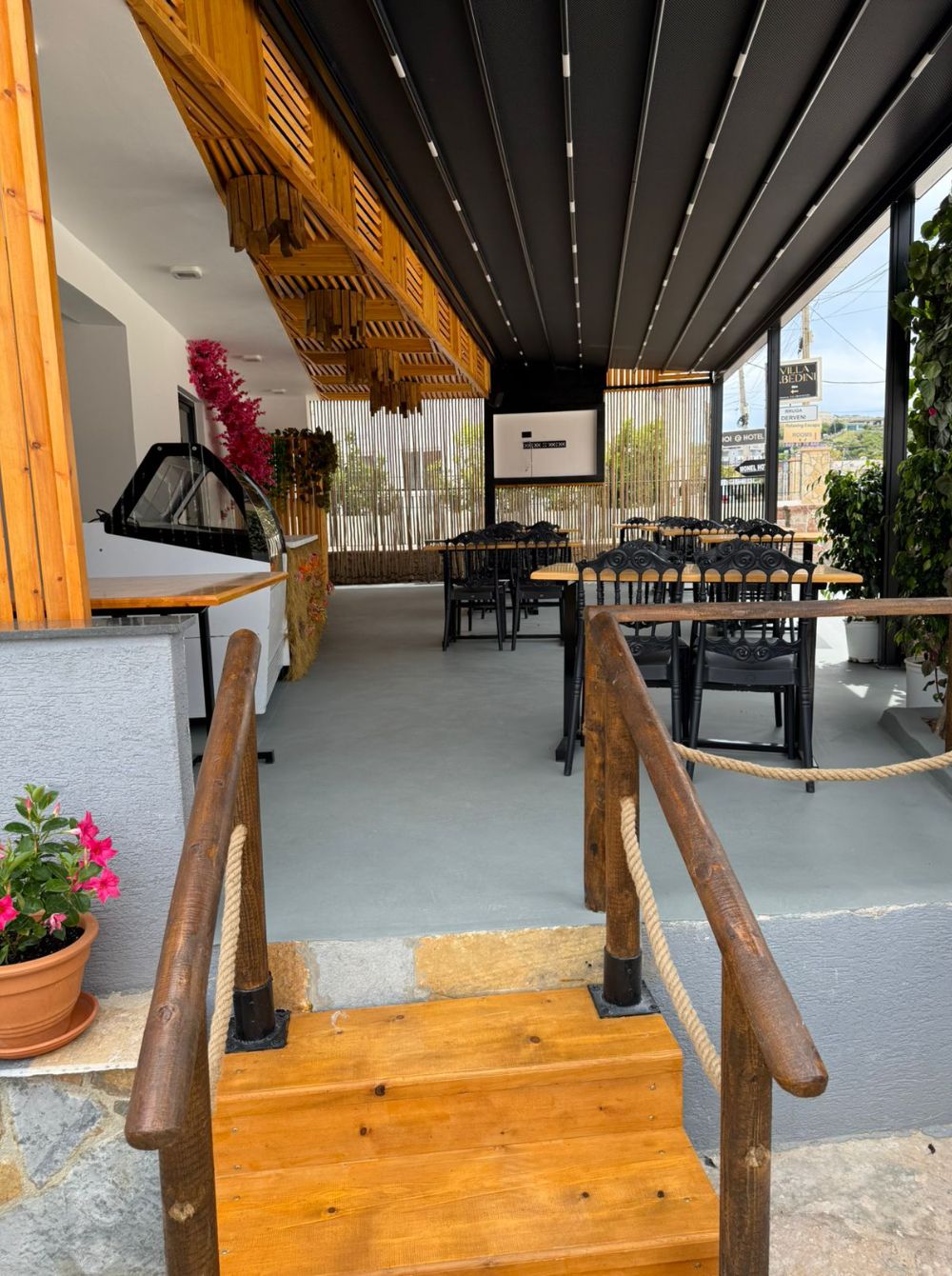 The Crepe Shack